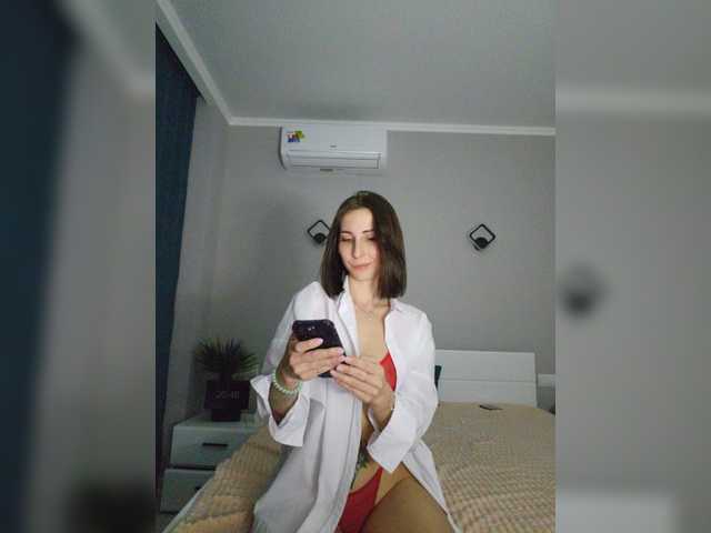 Zrzuty ekranu transmisji Moriko