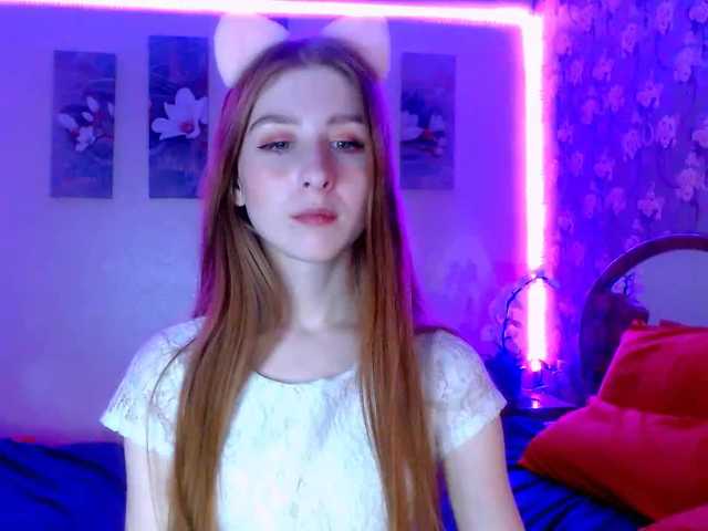 Zdjęcia FireShoWw hello in my room! I'm trying to break the earning record! I hope for your help! #young #teen #cute #new #toys #sexy #hot #natural #shaved #smalltits #redhair