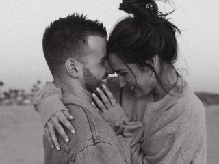 Erotyczny czat wideo FirstTime69