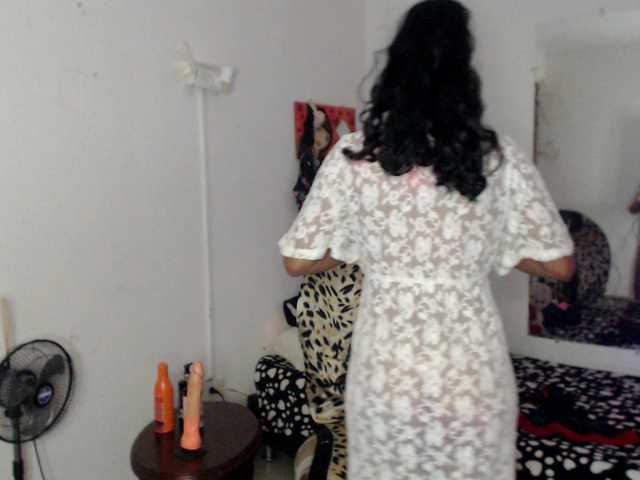 Zdjęcia flacapaola11 If there are more than 10 users in my room I will go to a private show and I will do the best squirt and anal show