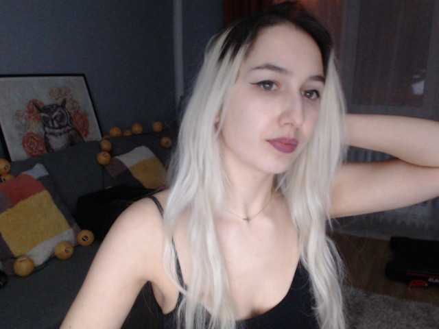 Zdjęcia FlexyDomme i'm super new here but I ve been caming for 6+ yrs 1996 LINGERIE