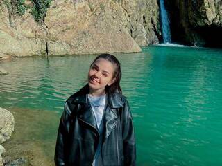 Erotyczny czat wideo Flora-69