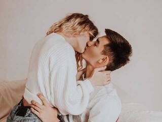 Erotyczny czat wideo FlowerNBlade