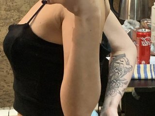 Erotyczny czat wideo FollowMe069