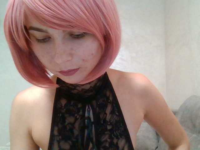 Zdjęcia Foxy69 Hi ) I am Nika) Show feet-5 tk; tits-10tk; wet pussy-15tk; doggy- 10tk; full naked-50 tk or privat; use toy-in privat or 100tk; show with dildo -150 tk)