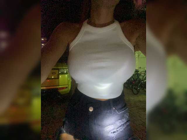 Zrzuty ekranu transmisji OrgazMia