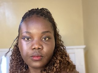 Erotyczny czat wideo Freakyqueen11