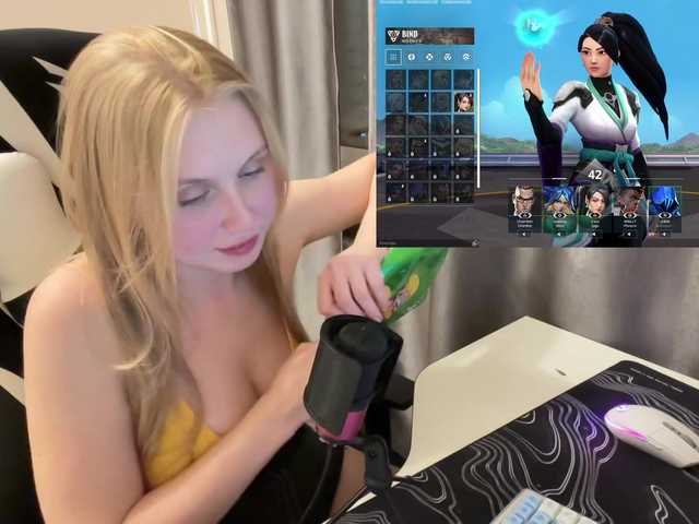Zrzuty ekranu transmisji funnykitty