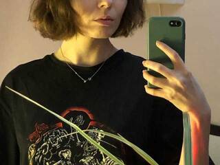 Erotyczny czat wideo future-friend