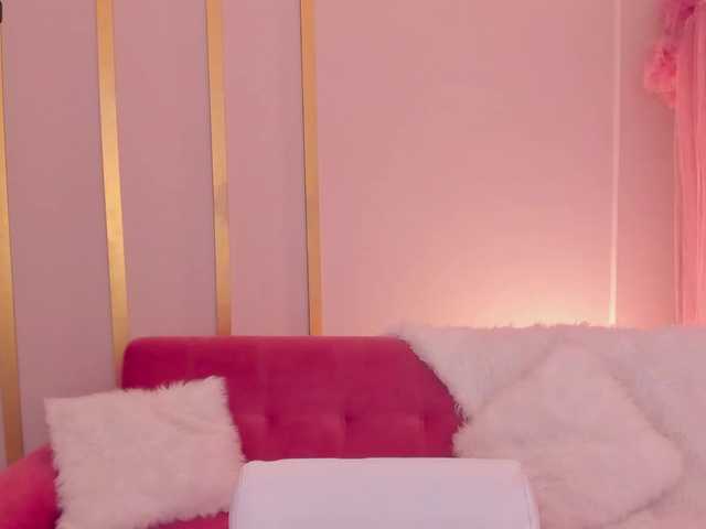 Zdjęcia GabbieM21 Meet me and touch my pussy to feel how much pleasure I can give you! ♥ Rub clit at goal 138