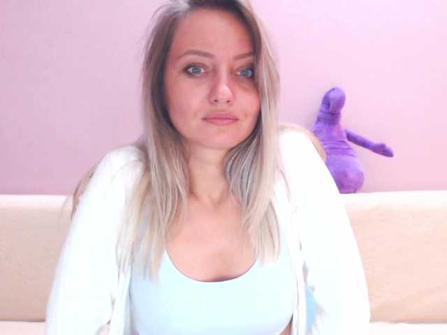 Zdjęcia Gamora- Hello everyone, I only go to full private. I don't undress in the free chat ..