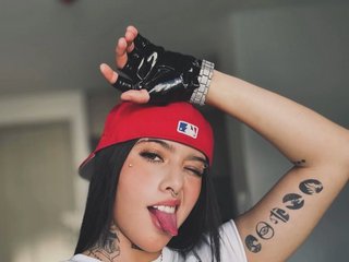 Erotyczny czat wideo Gangster-girl