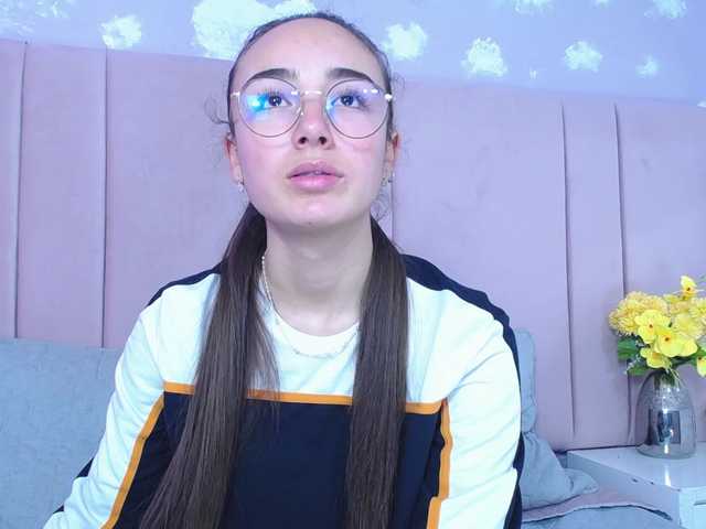 Zrzuty ekranu transmisji Gary-moon-