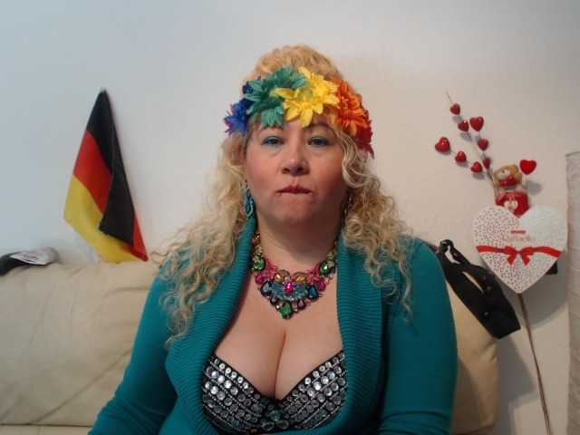 Zrzuty ekranu transmisji fuckmyass_1