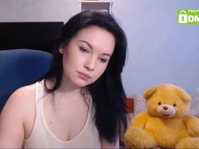 Zrzuty ekranu transmisji Get-Naked