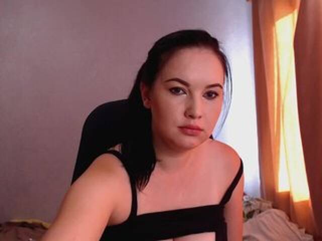 Zrzuty ekranu transmisji Get-Naked