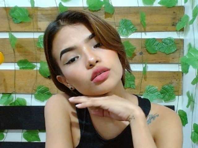 Zdjęcia girlgolden11 Hi!! .. I'm horny. we are going to admire and have some orgasms