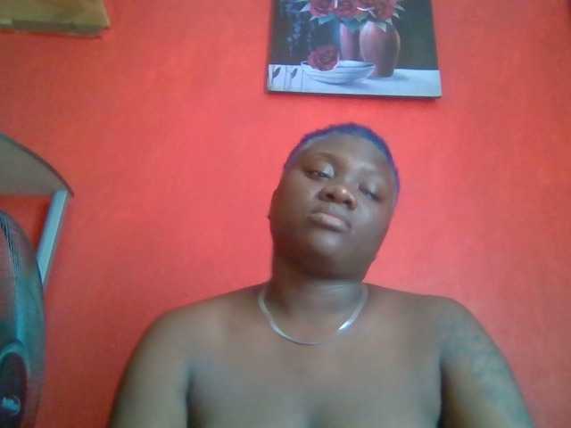 Zrzuty ekranu transmisji boobie_lexi