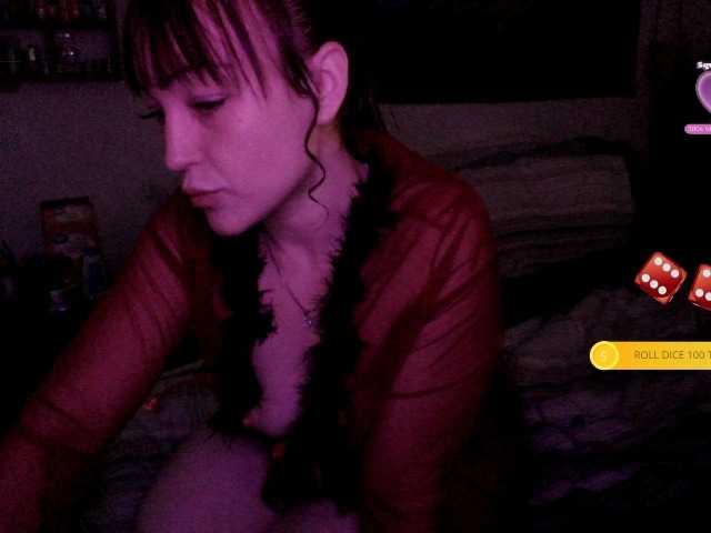 Zrzuty ekranu transmisji Goddess_Savannah_Haze