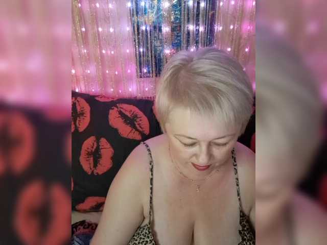 Zdjęcia _Sonya_ Sonya is on the air! Favorite vibration -111, 222, tits-180, pussy-250, ass-300, naked-600. Without rudeness and foul language in the chat. TOKENS are only included in THE GENERAL CHAT!