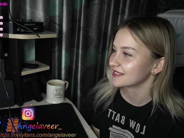Zdjęcia Angelica_ Hello lovense from 2 tokens. Strongest vibration 16 tokens.