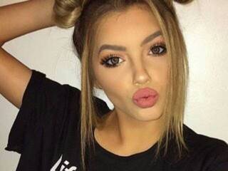 Erotyczny czat wideo LiLuGrey