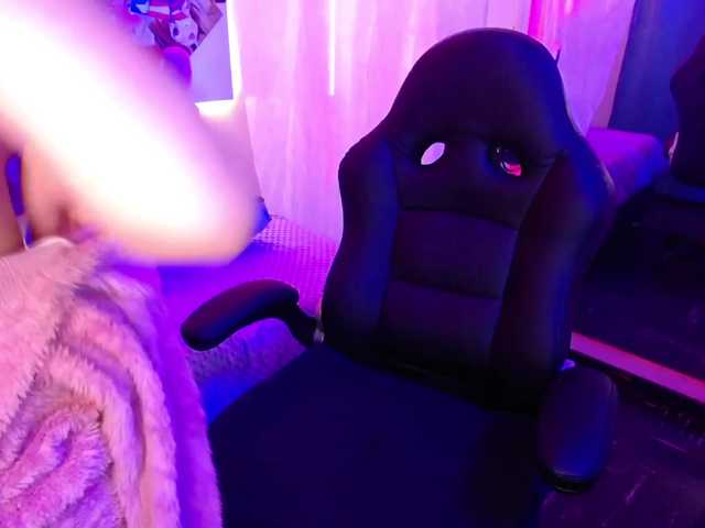 Zrzuty ekranu transmisji halley-11