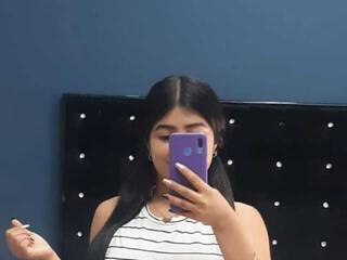 Erotyczny czat wideo HannaEvanss