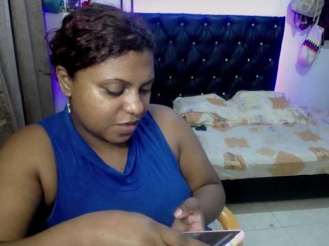 Zdjęcia hannalemuath #squirt #latina #bigass #bbw helo guys welcome to my room I want to play and do jets a lot today
