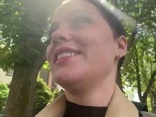 Erotyczny czat wideo Alise-ass