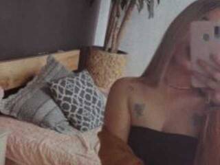 Erotyczny czat wideo Harpper