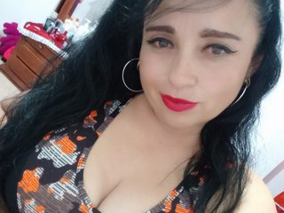 Erotyczny czat wideo Helen-Smith