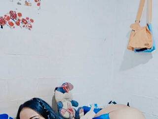 Erotyczny czat wideo HellenGrey69