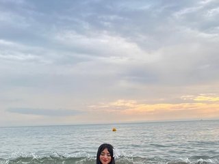 Erotyczny czat wideo Hellenpierce