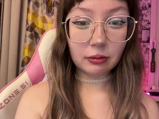 Erotyczny czat wideo henby_streams