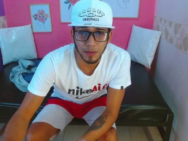 Zrzuty ekranu transmisji Henry-Hailey