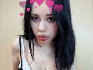 Erotyczny czat wideo HeyElli