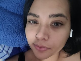 Erotyczny czat wideo HeyiamLuna