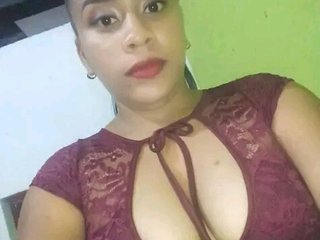Erotyczny czat wideo HiilaryRomero