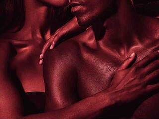 Erotyczny czat wideo Holly-and-BBC