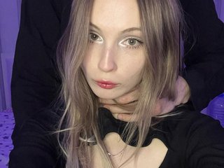 Erotyczny czat wideo hollyJoys