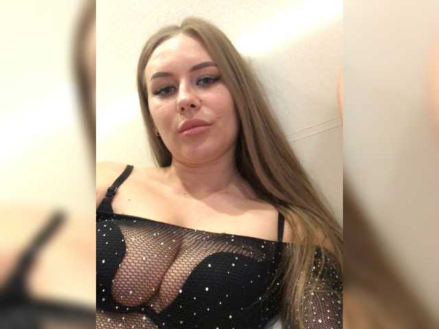 Zdjęcia Honeygirl777 Hot show in private or group chat :) for cum in mouth or face«1500 – обратный отсчёт: 17 собрано, 1483 осталось до начала шоу!»