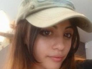 Erotyczny czat wideo honeypussy3