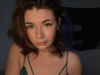 Erotyczny czat wideo HornyKittya