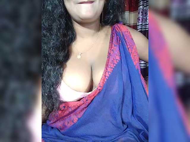 Zrzuty ekranu transmisji Hot-Anjolia