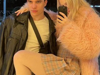 Erotyczny czat wideo HotAddiction