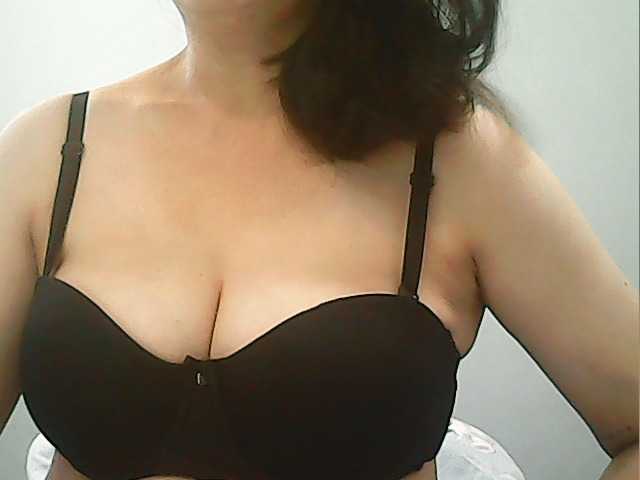 Zrzuty ekranu transmisji hotbabyasian