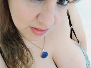 Erotyczny czat wideo HOTBABYSUCKS1