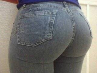 Erotyczny czat wideo Hotbusty