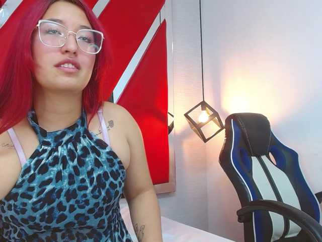 Zrzuty ekranu transmisji HOTDREAMS-VC